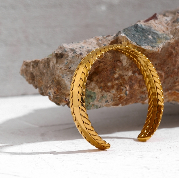 Elegant Woman Bracelet - Picture 3 of 8